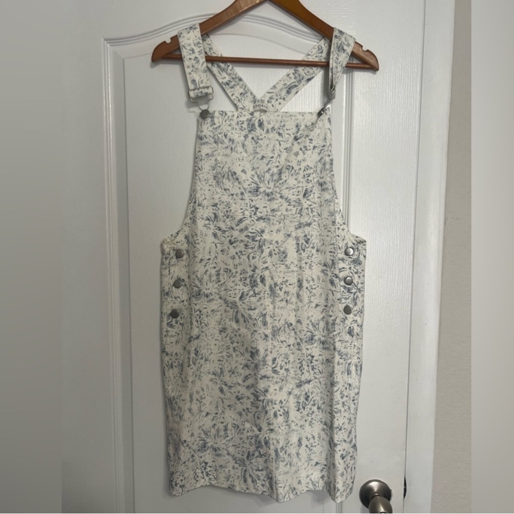 NWT Storia Floral Blue and White Women's Overall Dress